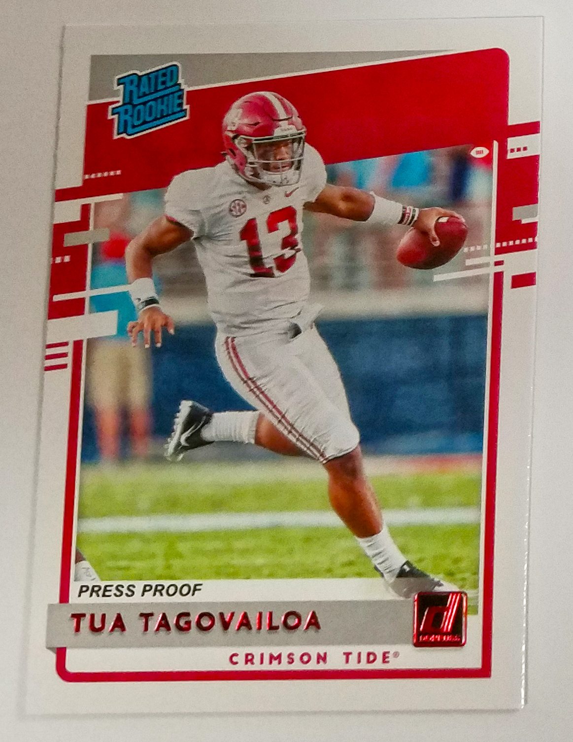 2020 Panini Chronicles Draft Picks Football Spectra Green #3 Tua Tagovailoa  1/5 Alabama Crimson Tide at 's Sports Collectibles Store